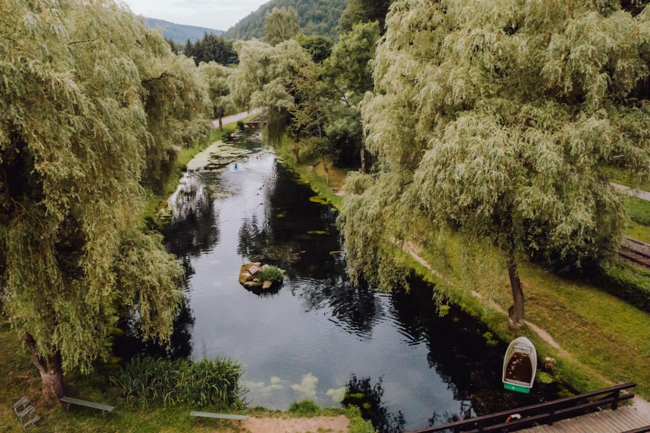 Hotel Zur Alten Muehle Neuenburg  Bagian luar foto