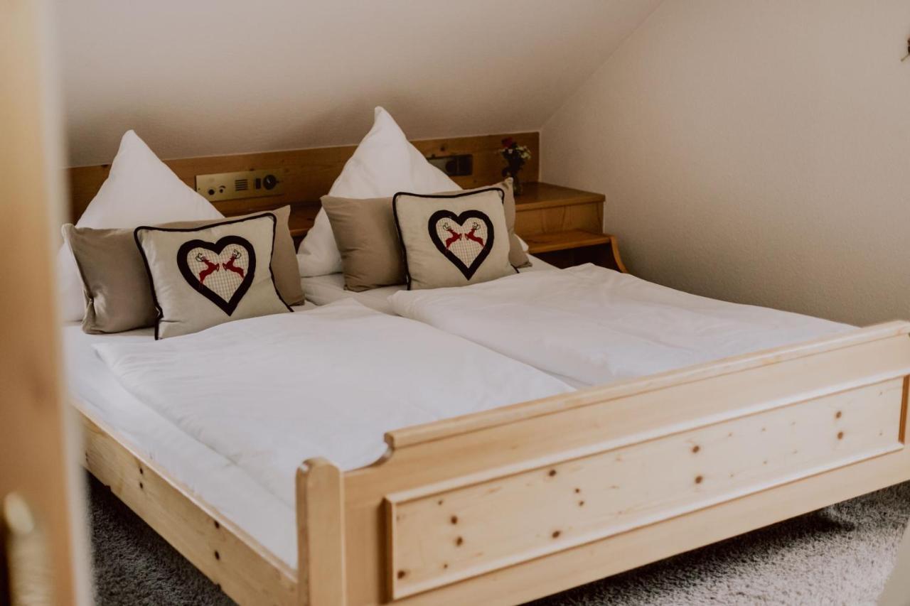 Hotel Zur Alten Muehle Neuenburg  Bagian luar foto