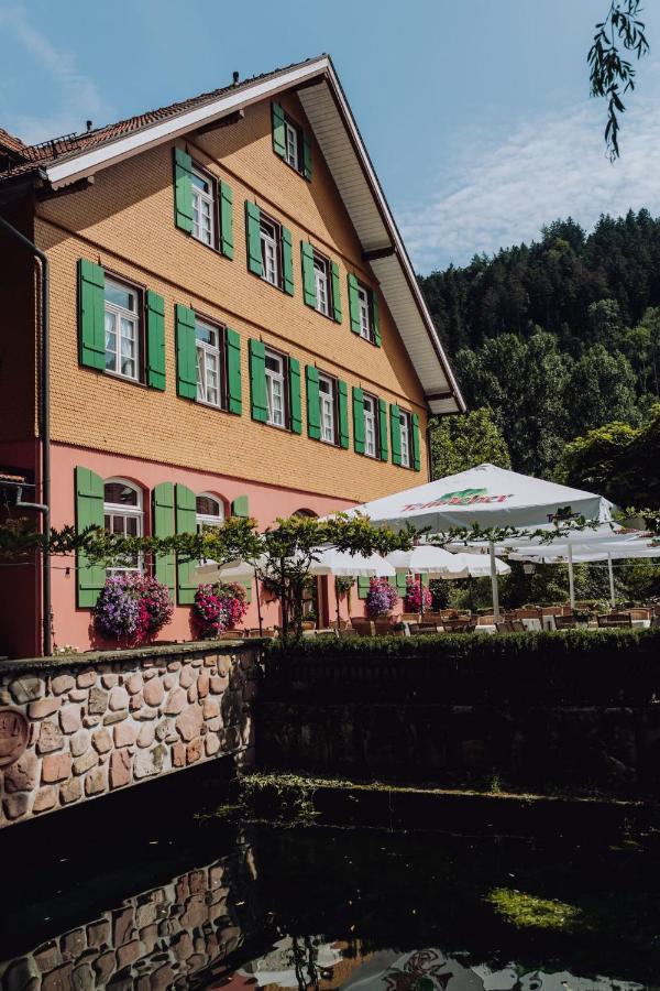 Hotel Zur Alten Muehle Neuenburg  Bagian luar foto